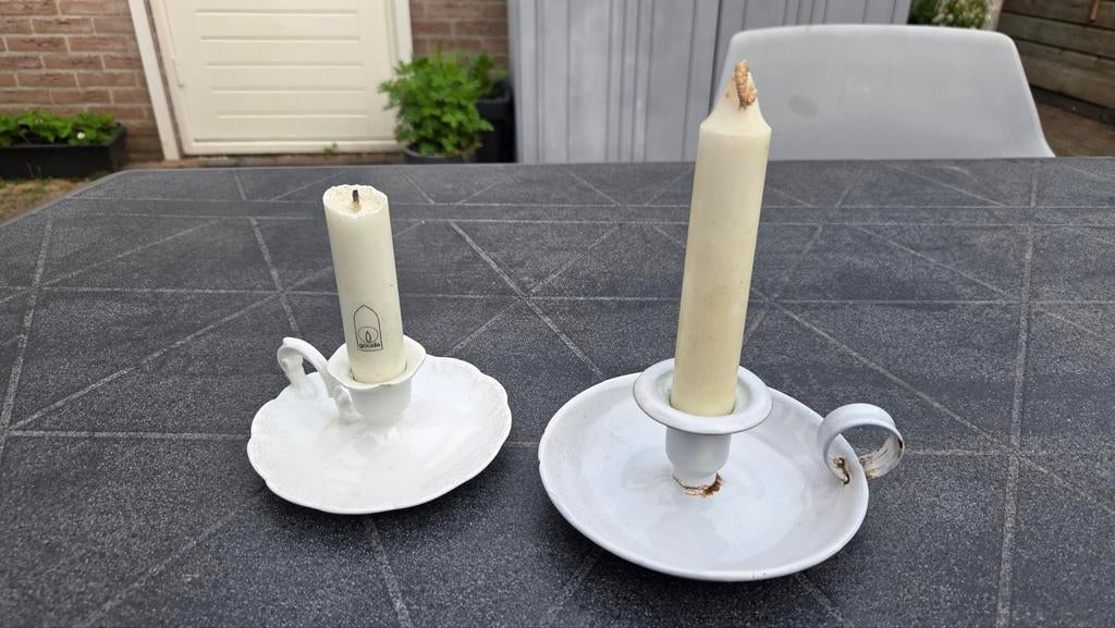 Set van 2 vintage kandelaars: emaille en keramiek, Ophalen of Verzenden, Keramiek of Aardewerk