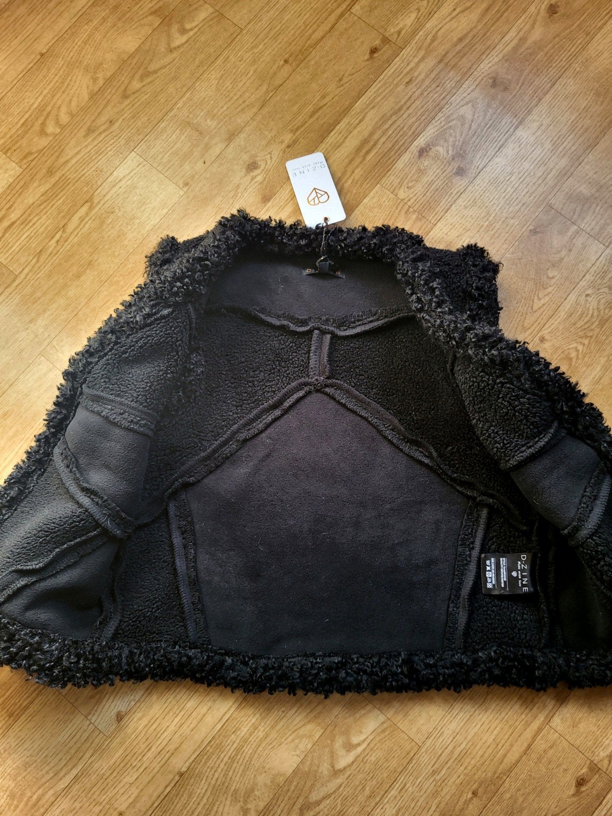 NIEUW met kaartje! Zwarte teddy gilet Patchwork Vintage look, Ophalen of Verzenden, Nieuw, Maat 34 (XS) of kleiner, Zwart