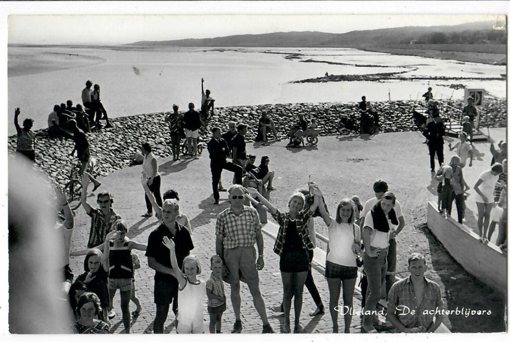 Vlieland - "De achterblijvers", Verzamelen, Verzenden, 1980 tot heden, Gelopen, Waddeneilanden