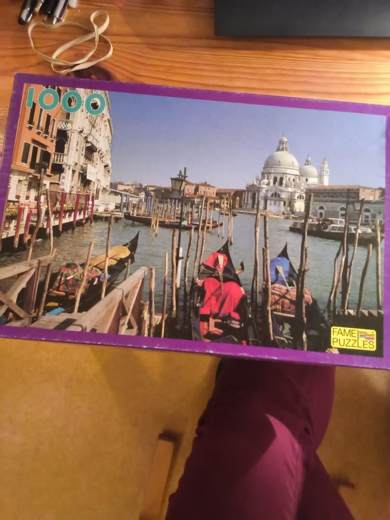 3x 1000 stukjes puzzels: Venetië, Gardameer, Kasteel, Ophalen of Verzenden, 500 t/m 1500 stukjes, Gebruikt, Legpuzzel