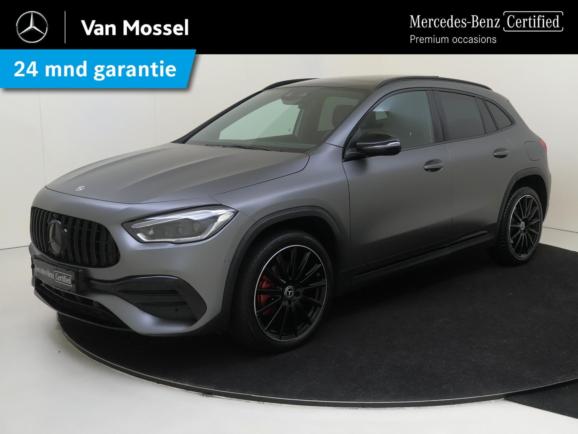 Mercedes-Benz GLA-klasse 250 e AMG Line MANUFAKTUR Berggrijs, Auto's, Dealer onderhouden, 4 cilinders, 16 kWh, Leder en Stof