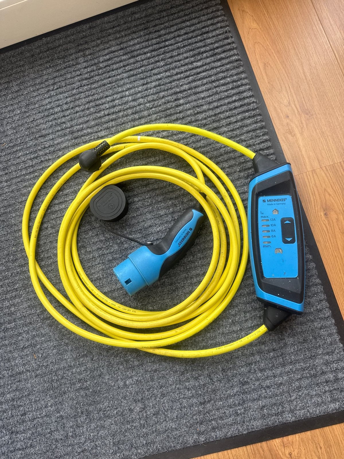 Mennekes 8 meter Laadkabel voor Elektrische Auto - Type 2, Ophalen of Verzenden, Gebruikt, Laadkabel