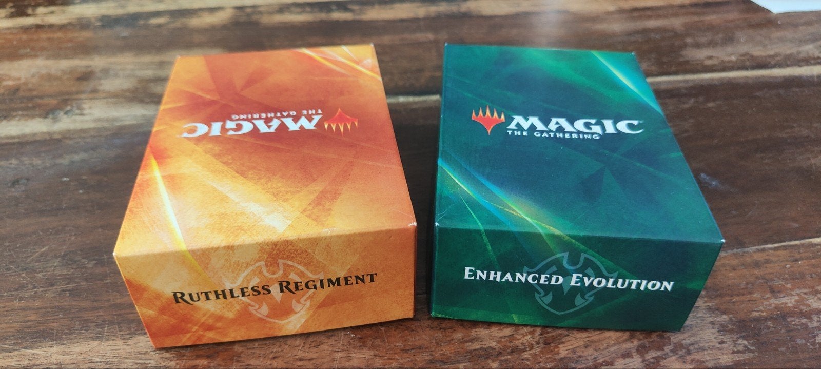 2 commander decks uit commander 2020, Ophalen of Verzenden, Nieuw, Speeldeck