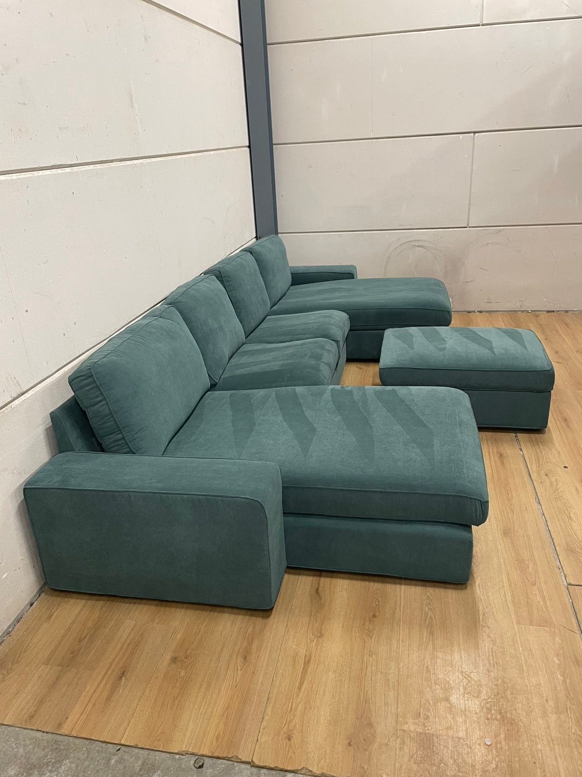 Mooie luxe groen blauwe ribstof u bank met hocker GEREINIGD!, Ophalen, Luxe, Hoekbank, 300 cm of meer