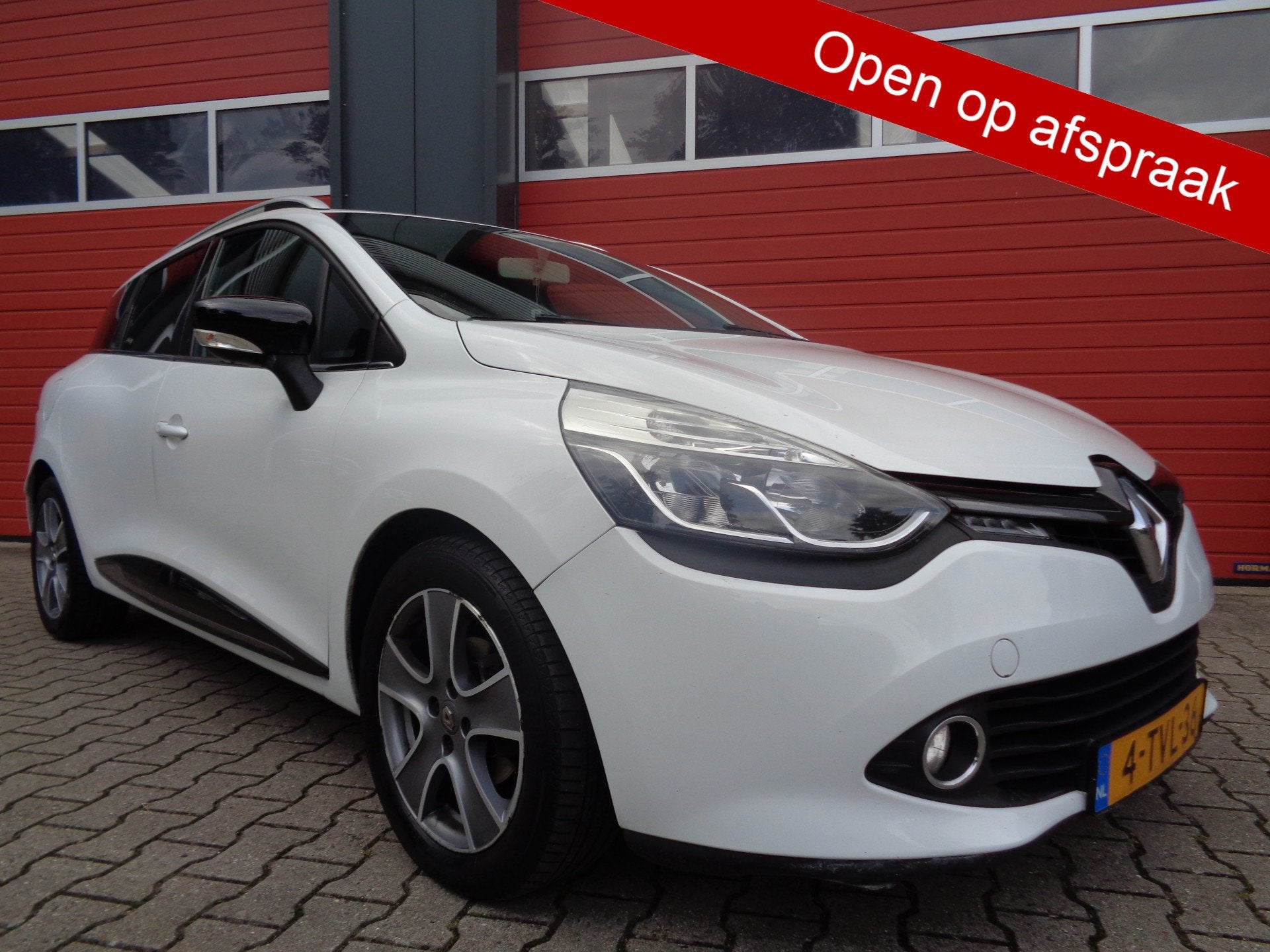 Renault Clio Estate 0.9 TCe Night&Day 90PK Airco Cruise Navi, Voorwielaandrijving, Wit, Origineel Nederlands, Handgeschakeld