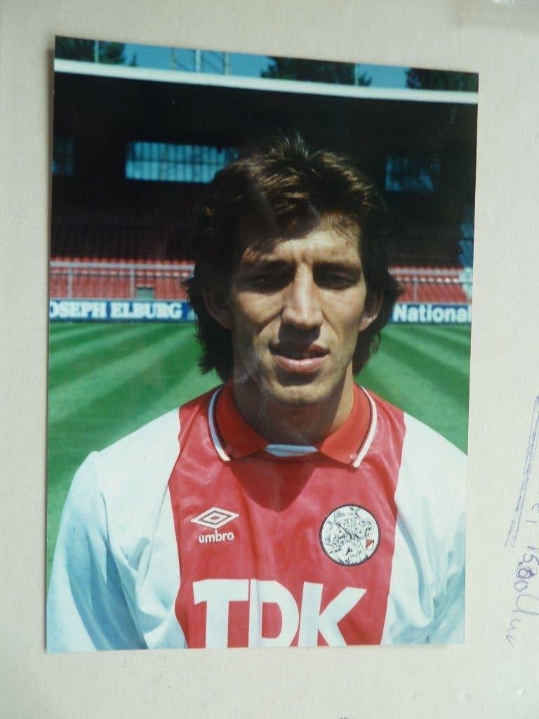 Foto    Ron.Willems.   Ajax.     12,5 x 17,5 cm, Verzamelen, Sportartikelen en Voetbal, Ophalen of Verzenden, Zo goed als nieuw