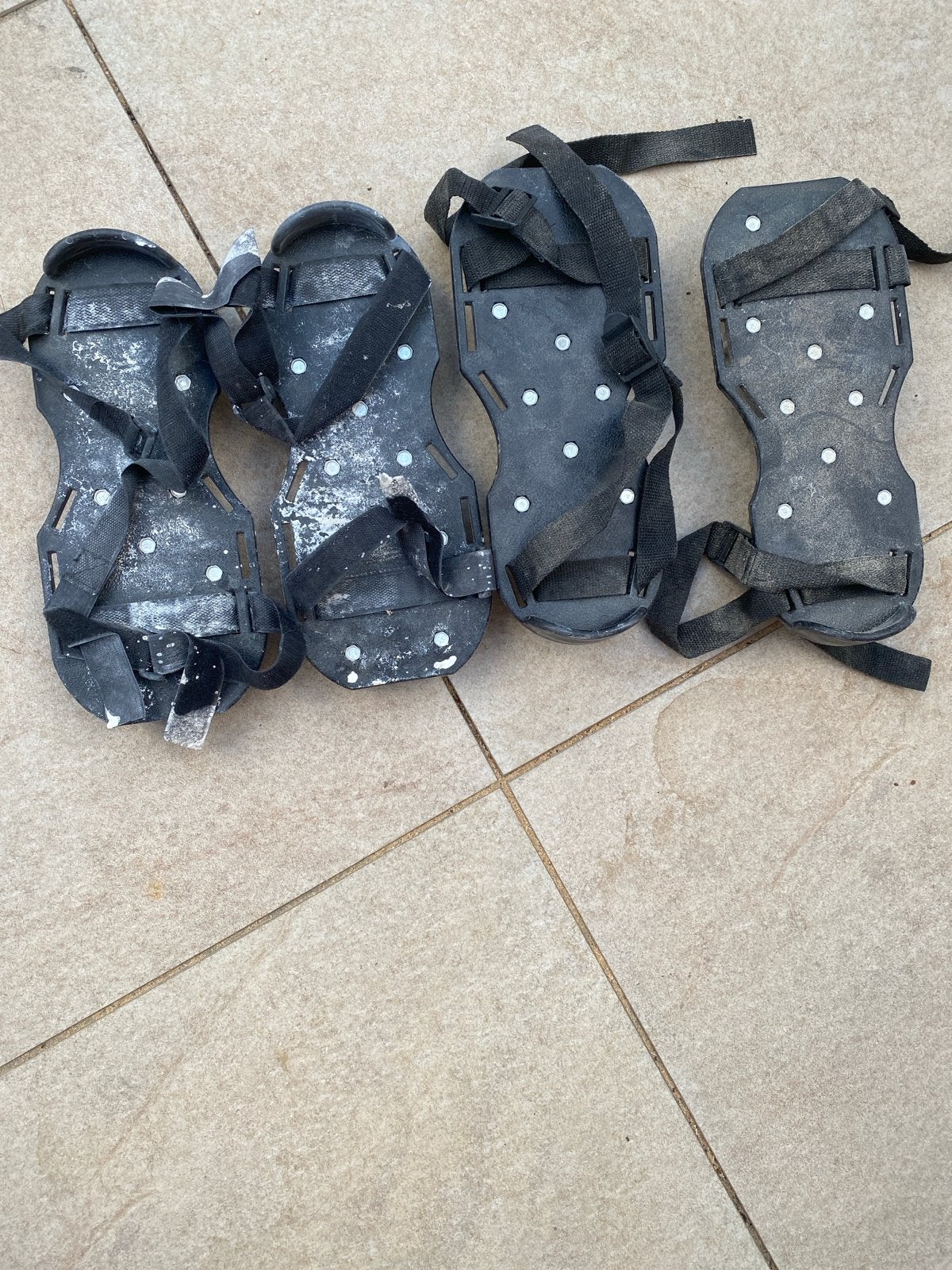 2 paar egalisatieschoenen, Ophalen, Gebruikt, Overige typen