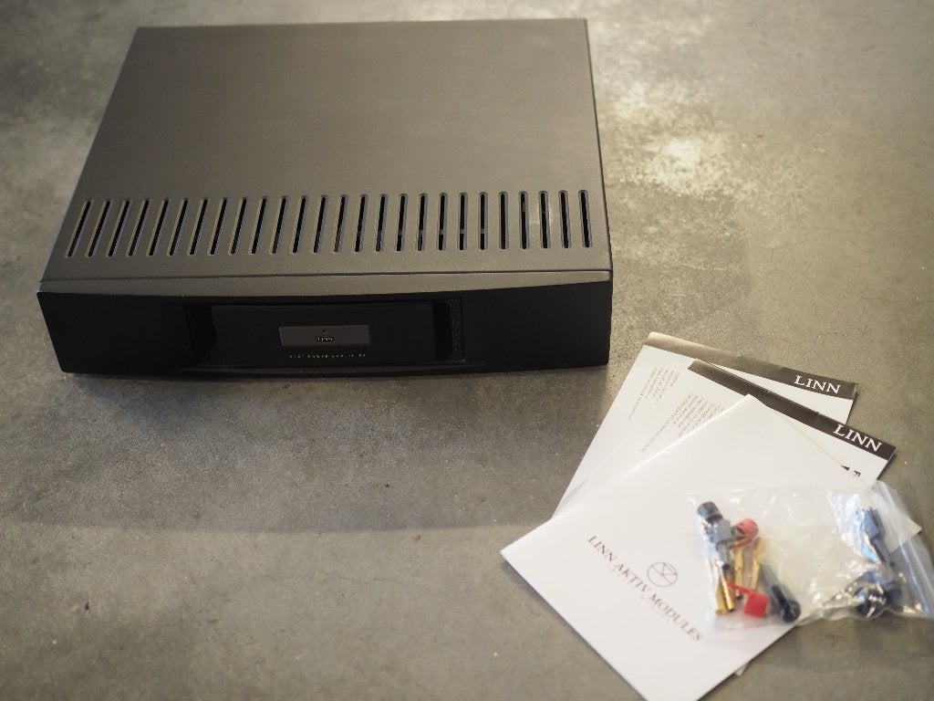 2x Linn 2250 eindversterkers met Active Modules, Gebruikt, 60 tot 120 watt, Stereo, Ophalen