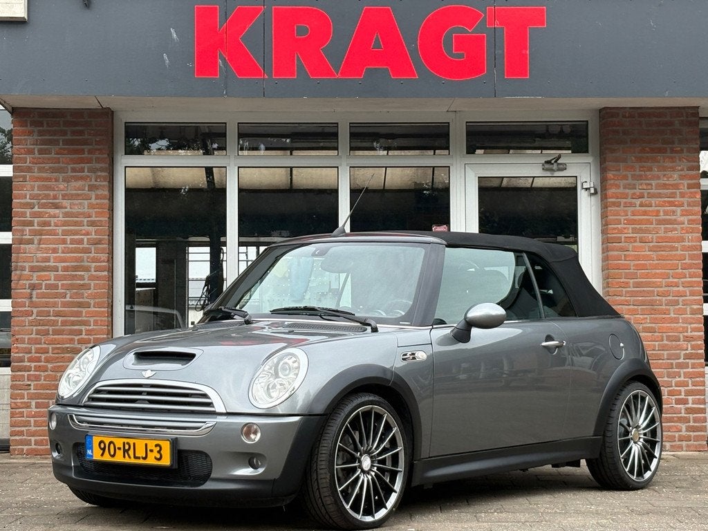 Mini Cooper S 1.6 Cooper S Chili - SOFTTOP - Lichtmetaal -, Voorwielaandrijving, Gebruikt, Zwart, 4 cilinders