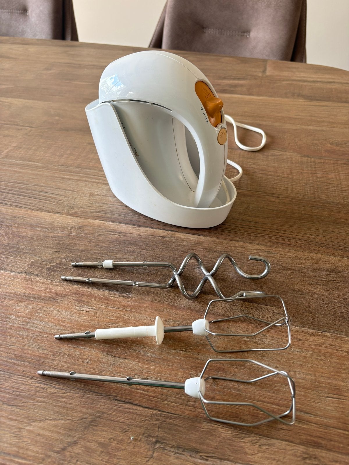 Handmixer met Gardes en Deeghaken, Ophalen, Gebruikt, Vaatwasserbestendig, 3 snelheden of meer