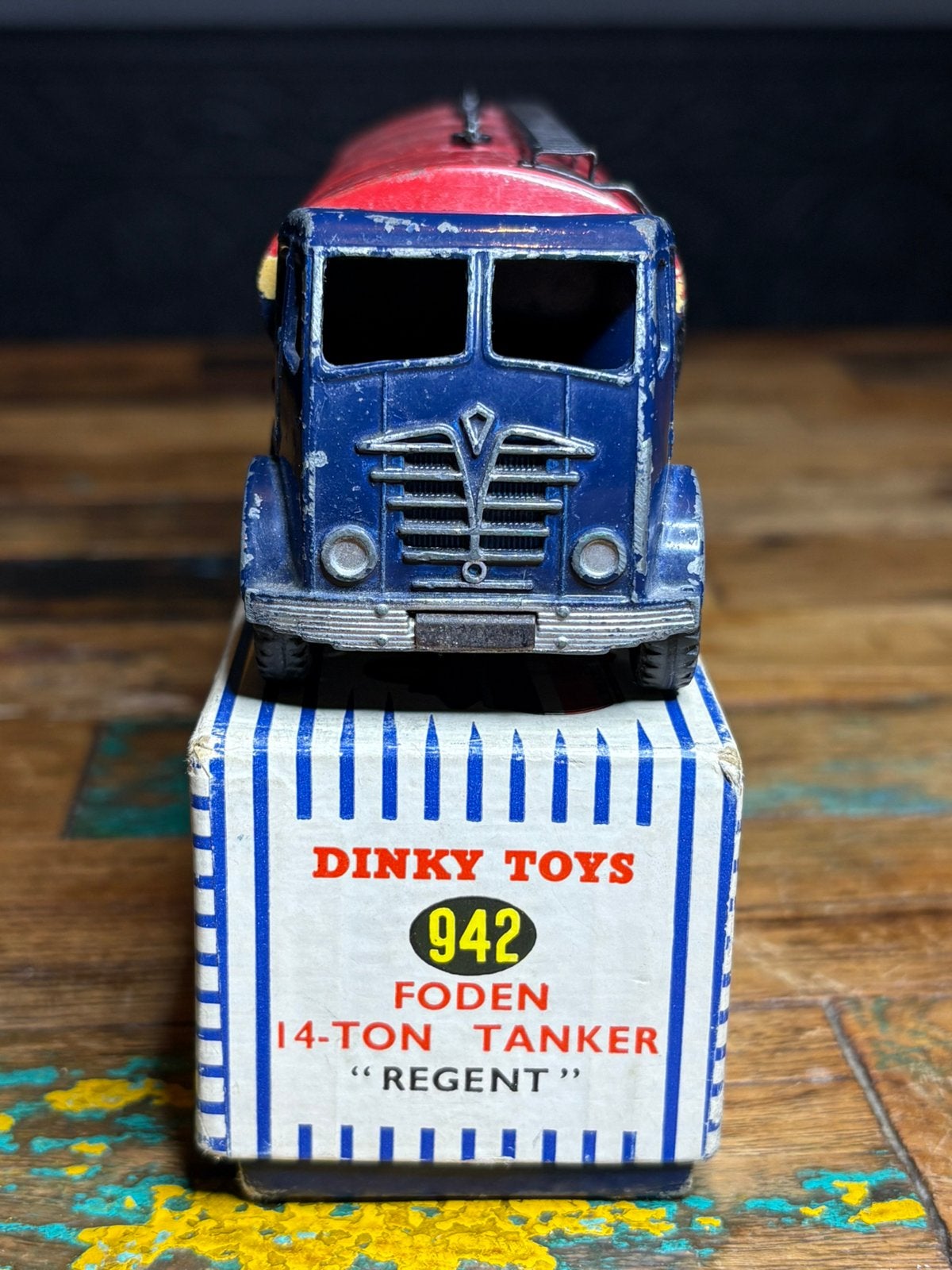 Dinky Toys 942 Foden 14-Ton Tanker “REGENT” – originele doos, Ophalen of Verzenden, Gebruikt, Bus of Vrachtwagen, Dinky Toys