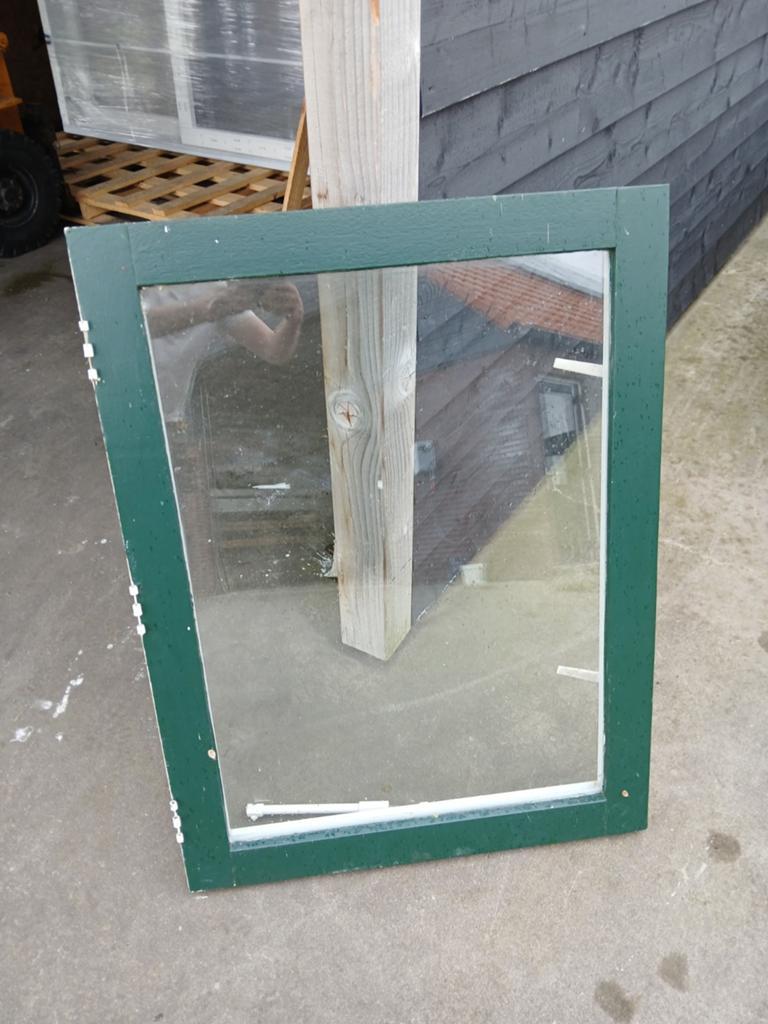 Hardhouten raam met dubbel glas, Doe-het-zelf en Verbouw, Ophalen, Gebruikt, Gevelraam of Ruit