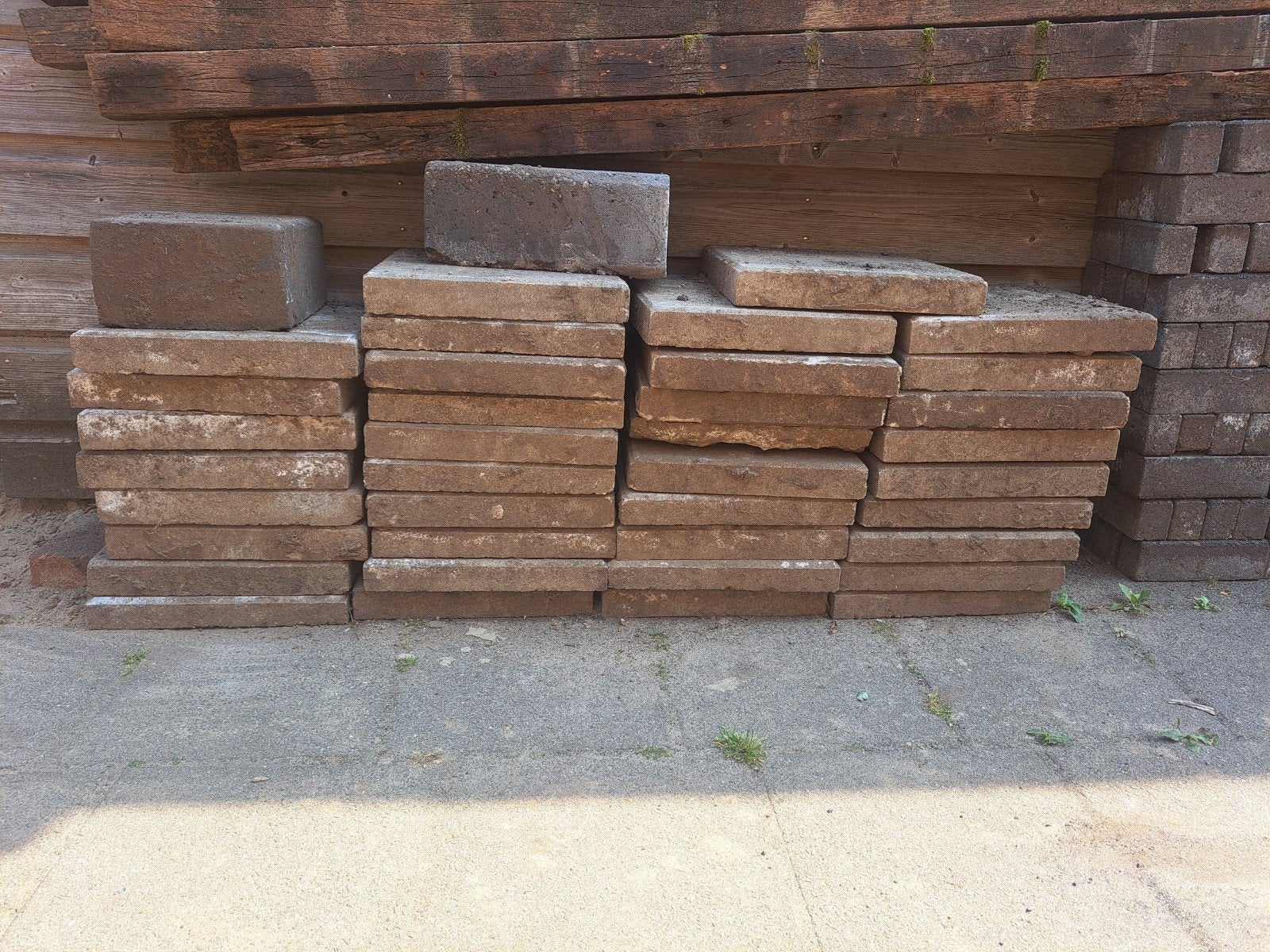 Betontegels 30x30 cm - 37 stuks - Gebruikt met lichte diktev, Ophalen, Gebruikt, Beton, Terrastegels