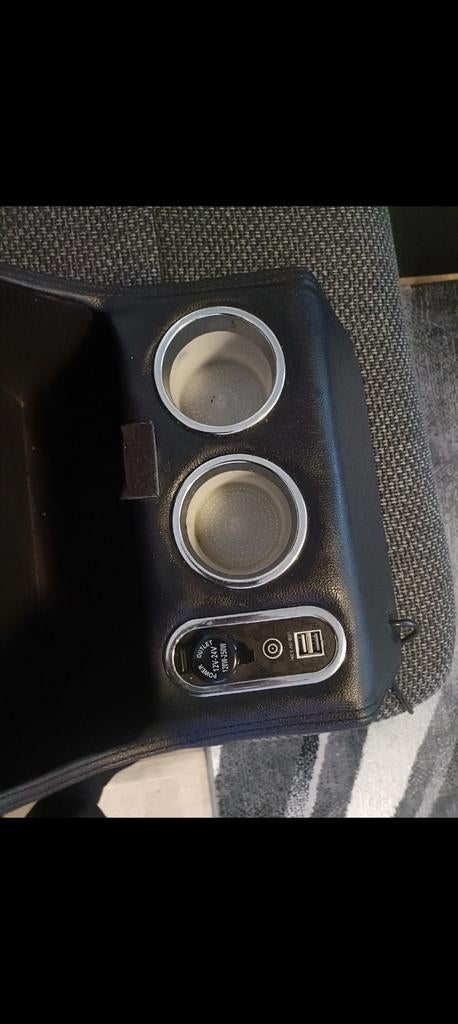 Mercedes Vito middenconsole met USB en bekerhouder, Auto-onderdelen, Interieur en Bekleding, Ophalen of Verzenden
