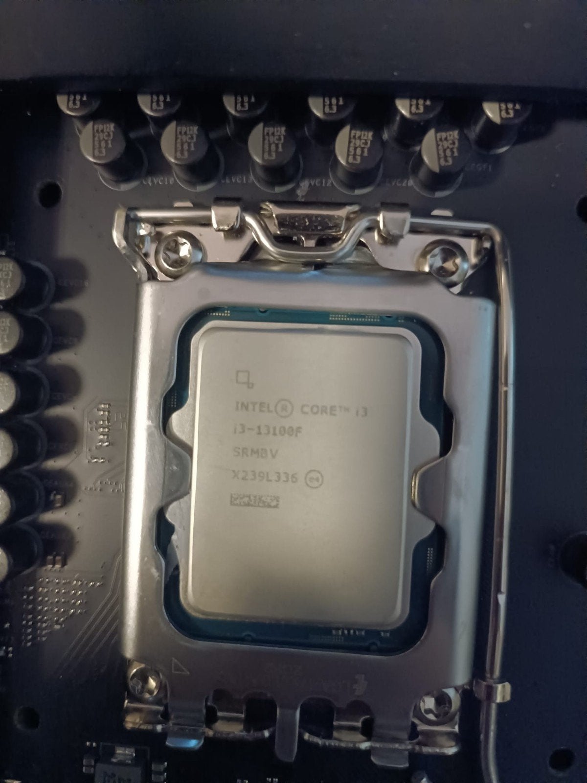 Intel Core i3-13100F Processor - Nieuwstaat, Computers en Software, Processors, LGA1700, 4-core, Ophalen of Verzenden, Zo goed als nieuw