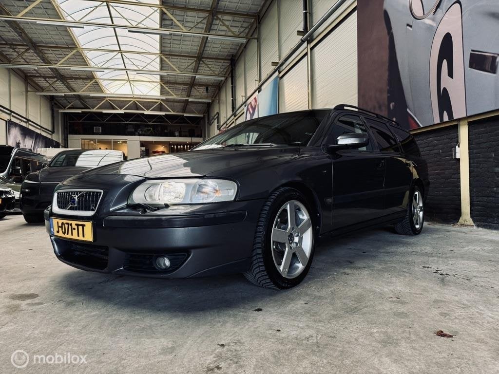 2.5 R AWD AUT.| Youngtimer|APK 1-2027|, Auto's, Volvo, Automaat, 2521 cc, Vierwielaandrijving, Blauw