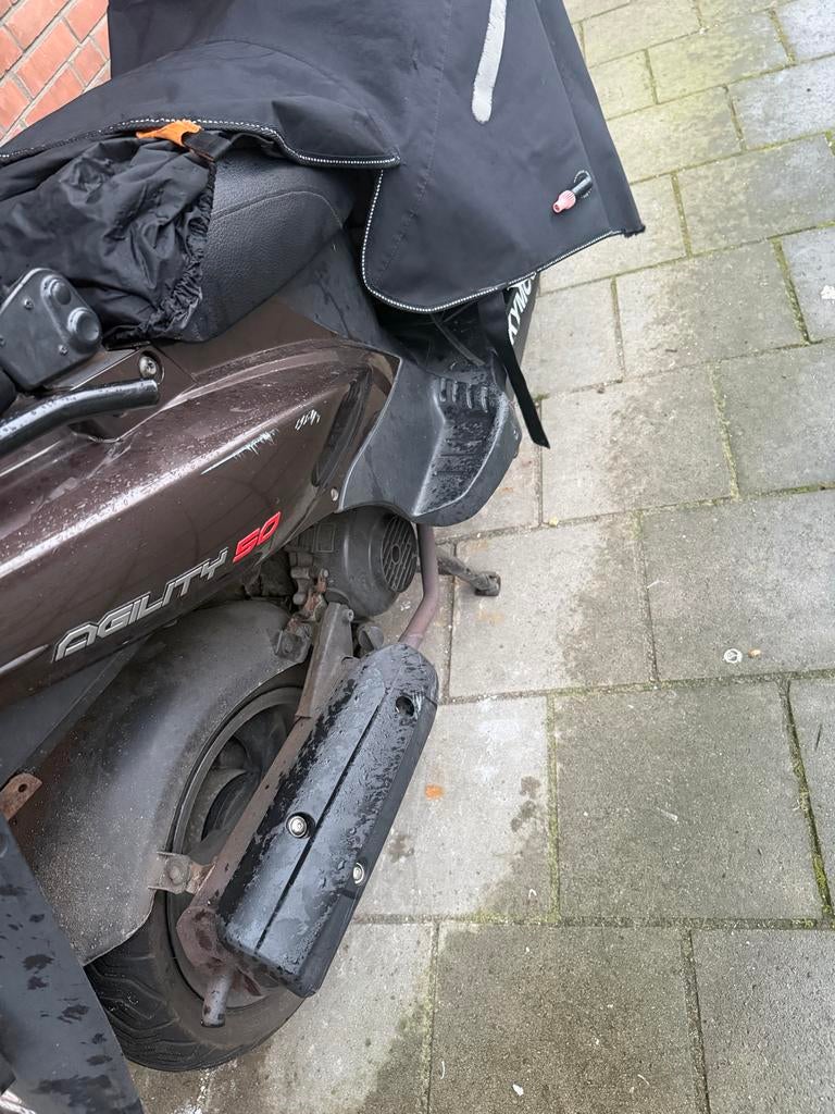 Kymco Agility 50 scooter moet zo snel mogelijk weg!, Fietsen en Brommers, Brommeronderdelen | Scooters, Ophalen of Verzenden, Gebruikt