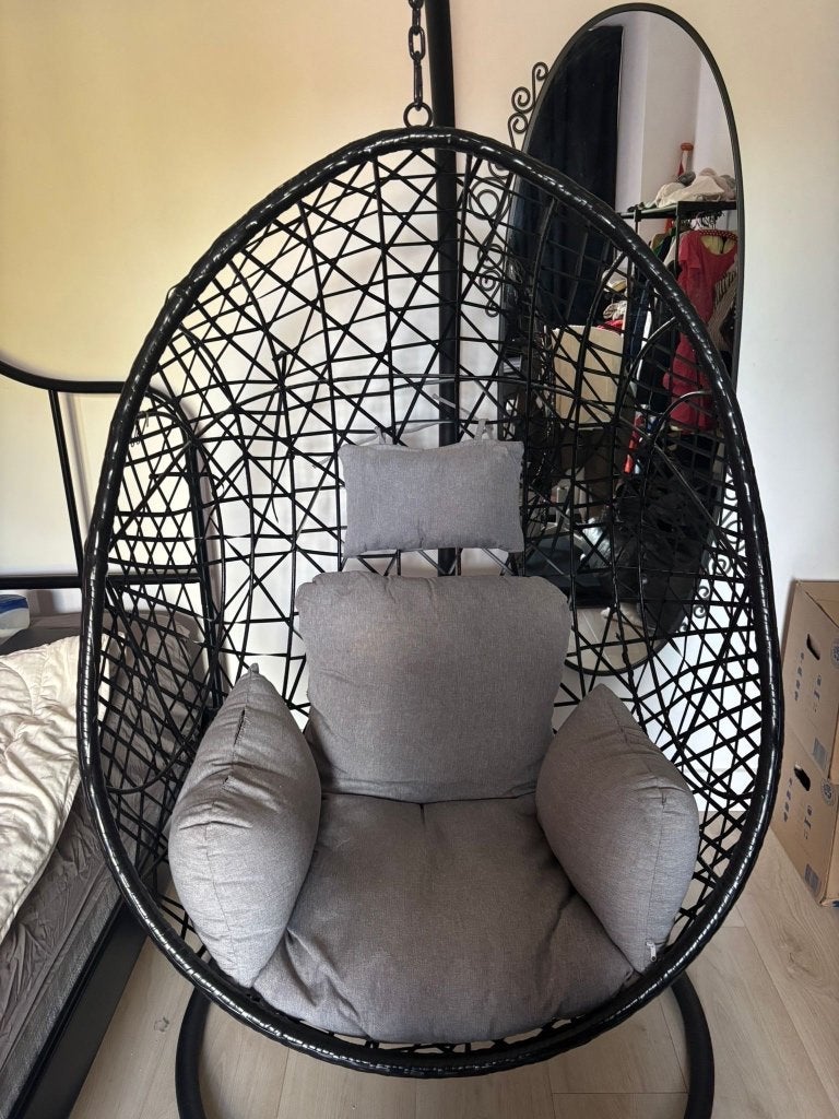 zwarte wicker/rotan ei-hangstoel met standaard, Huis en Inrichting, Ophalen, Zwart, Eén, Kunststof