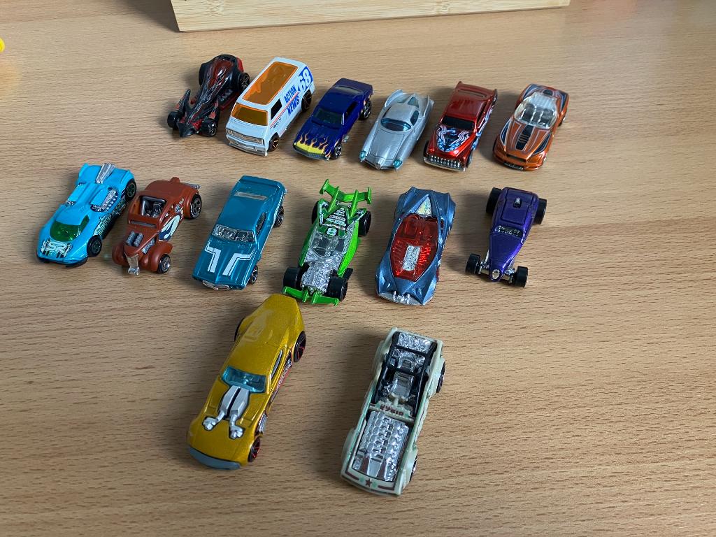 14 Hot Wheel auto's, Ophalen of Verzenden, Gebruikt, Auto