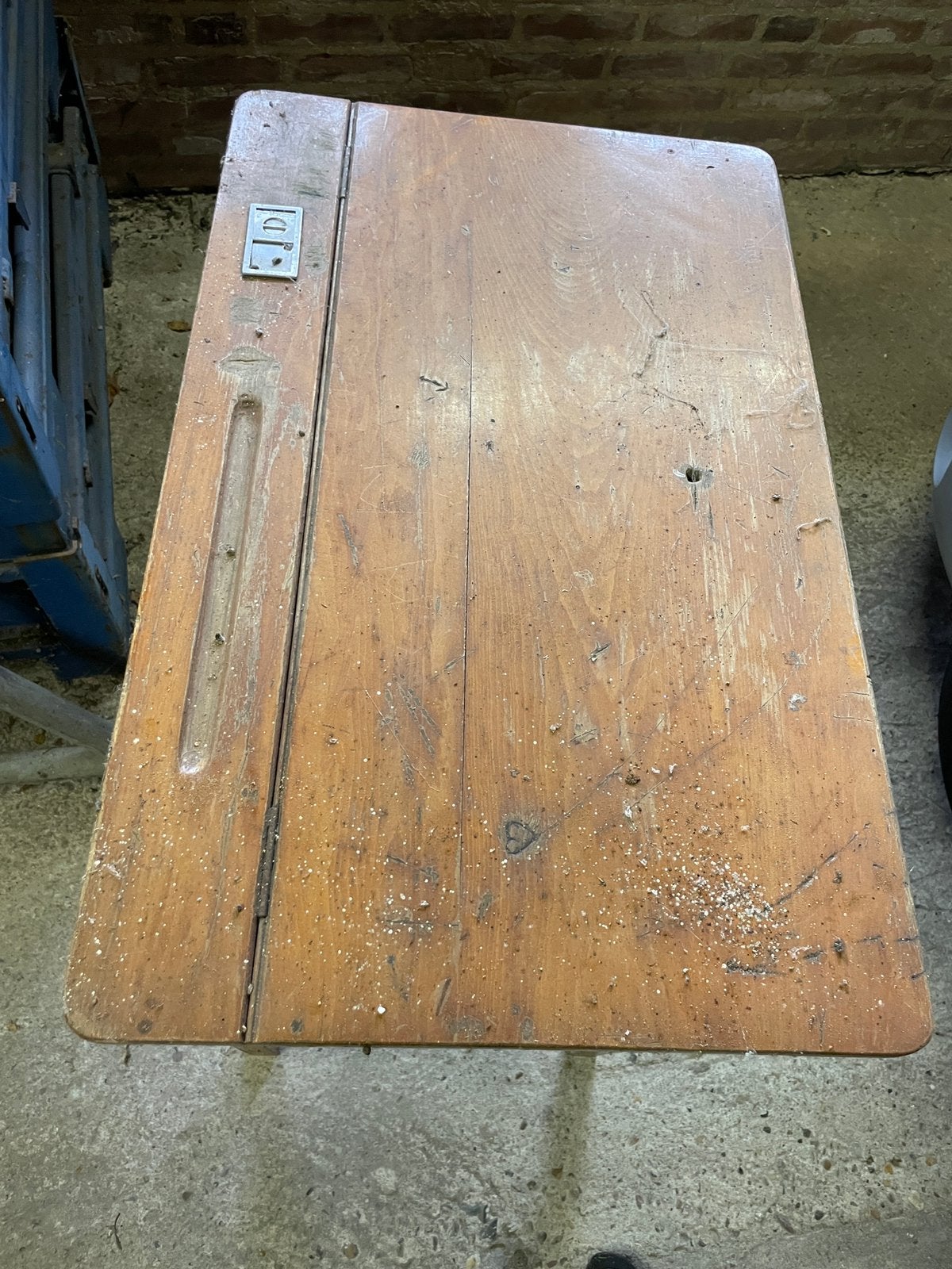 Vintage Schoolbureau met Opbergruimte, Ophalen, Hout, Kinderbureau, 45 cm