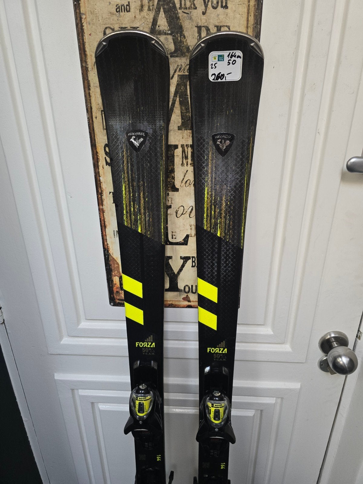 164 cm ROSSIGNOL FORZA 50 R12 ALL SNEUW 2025 np760€, Sport en Fitness, Skiën en Langlaufen, Gebruikt, Ski's, Skiën, Rossignol