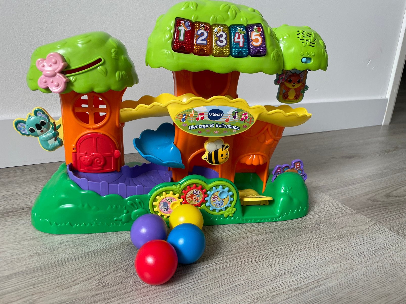 Mooie VTech dierenpret ballenboom, Ophalen, Gebruikt, 6 maanden tot 2 jaar