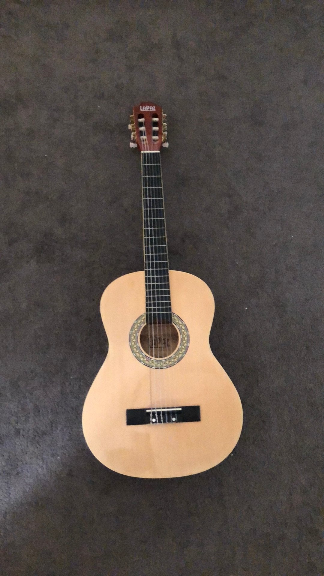 Akoestische gitaar met gitaarhoes en gitaarstandaard, Ophalen, Zo goed als nieuw, Klassieke of Spaanse gitaar