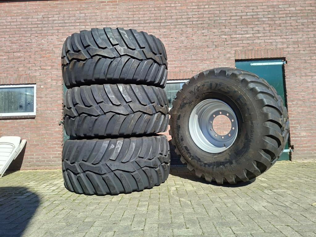 Vredestein Flotation trac 650/65R26.5 banden landbouw dumper, Zakelijke goederen, Ophalen