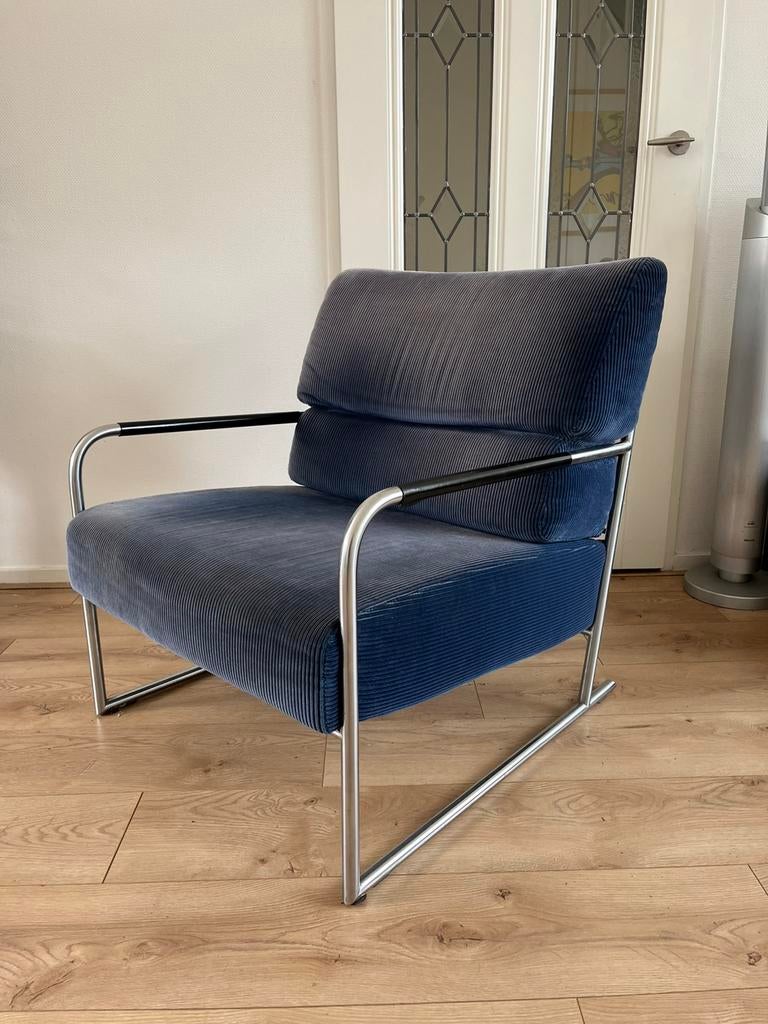 Harvink Fauteuil Blauwe rib stof, Huis en Inrichting, Fauteuils, Gebruikt, Design, 75 tot 100 cm, Ophalen of Verzenden