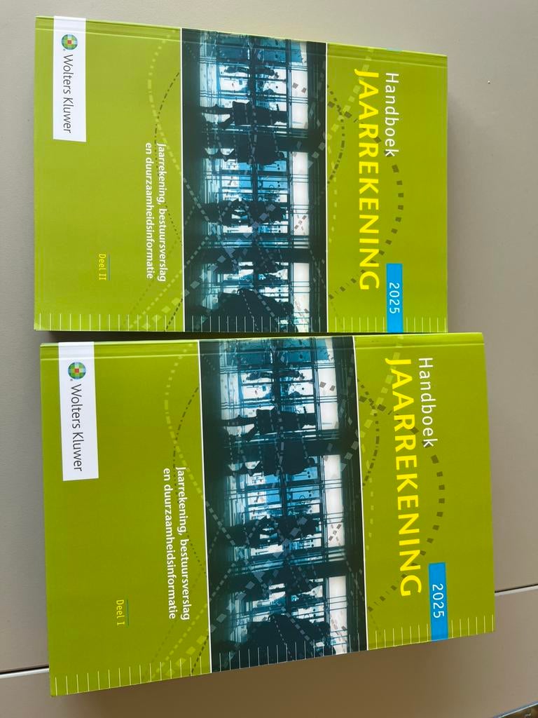 Handdoeken jaarrekening 2025 deel 1&2, Ophalen of Verzenden, Zo goed als nieuw, Management