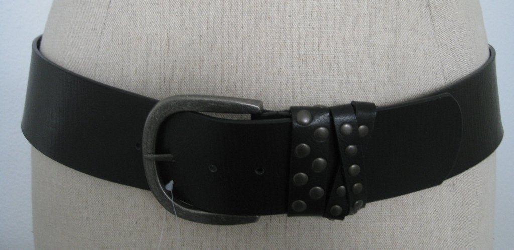 Riem / Ceintuur zwart leer met gesp en studs 95 cm x 6 cm, Sieraden, Tassen en Uiterlijk, Overige Accessoires, Ophalen of Verzenden