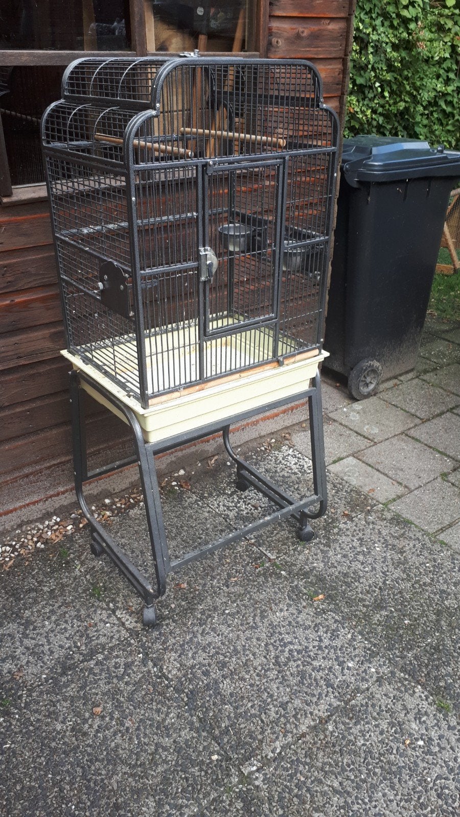 te koop mooie vogel kooi €50, Dieren en Toebehoren, Ophalen, Zo goed als nieuw, Metaal, Vogelkooi