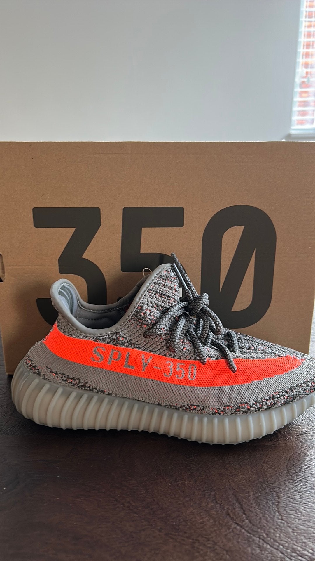 Nieuwe yeezy boost 350 maat 40, Kleding | Heren, Schoenen, Ophalen of Verzenden, Zo goed als nieuw