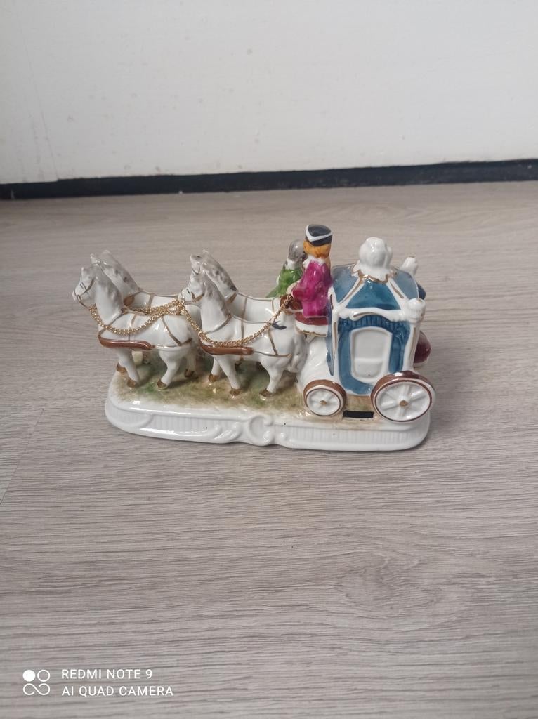 Vintage object is een decoratief porseleinen beeldje, Ophalen of Verzenden, Zo goed als nieuw, Dier
