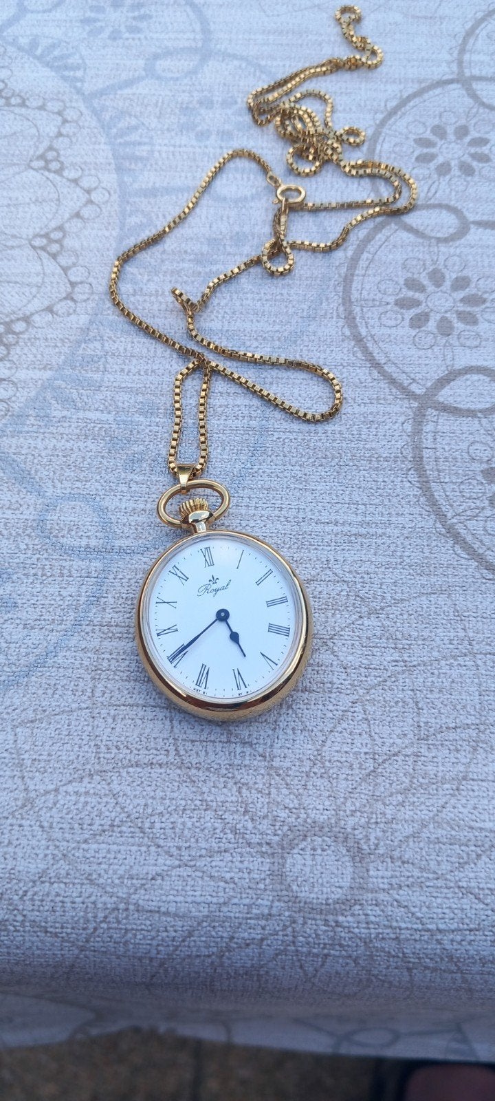 Dames zakhorloge in nieuwstaat met lange originele ketting., Ophalen of Verzenden