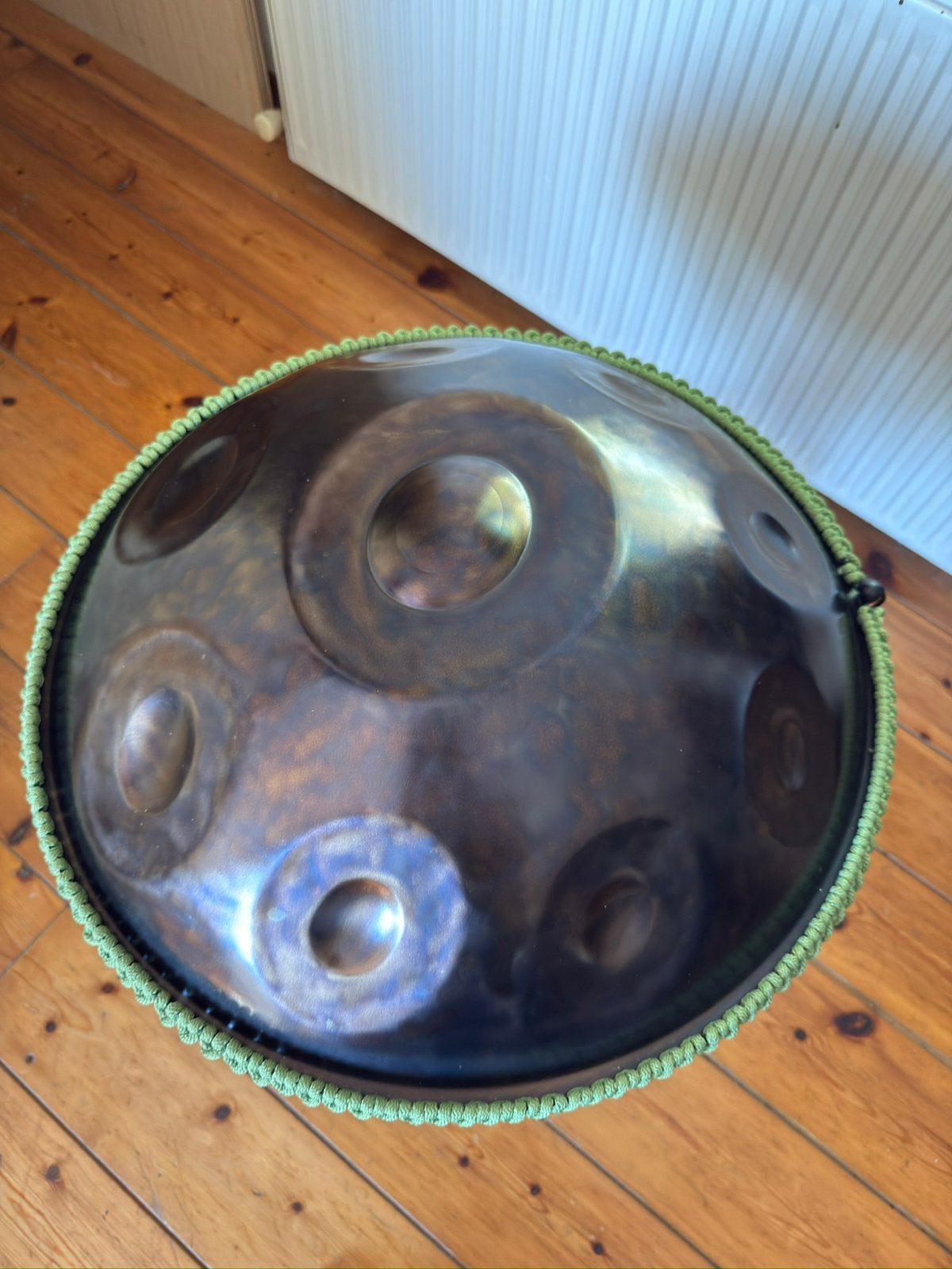 Ukiyo New Gen B Celtic 9 Ember Steel handpan praktisch nieuw, Muziek en Instrumenten, Ophalen, Zo goed als nieuw, Melodische percussie
