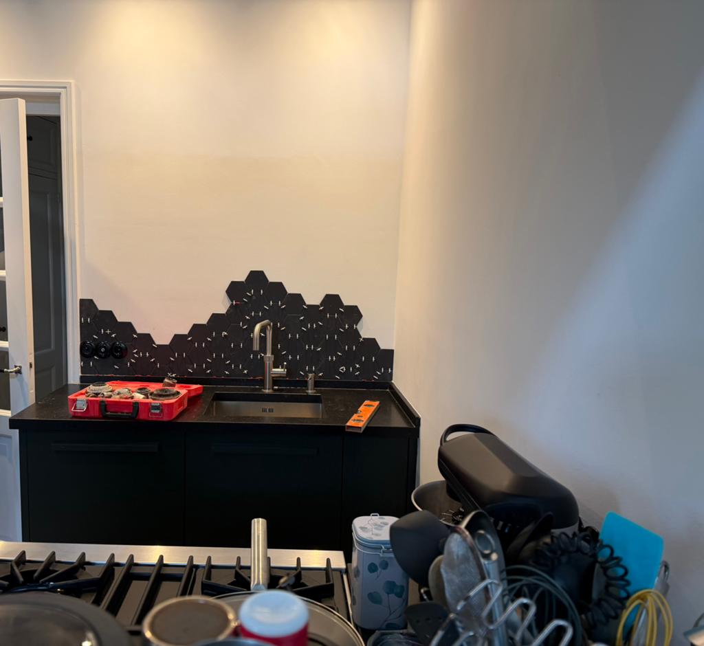 Gezocht: Winckelmans hexagon 10x10 noir restant, Doe-het-zelf en Verbouw, Tegels, Ophalen, Minder dan 5 m², Wandtegels, Keramiek