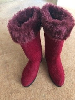 Nieuw! Russische Valenki viltlaarzen maat 39, Hoge laarzen, Nieuw, Ophalen of Verzenden, Rood