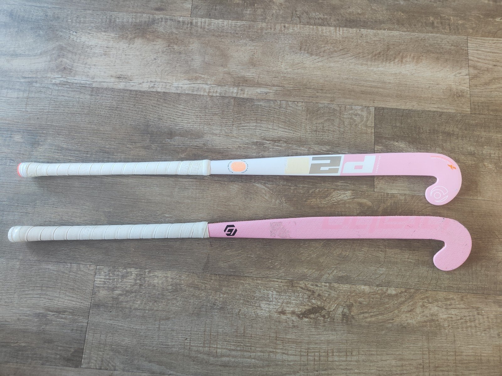2 bijna ongebruikte meisjes hockey sticks, Ophalen, Zo goed als nieuw, Stick