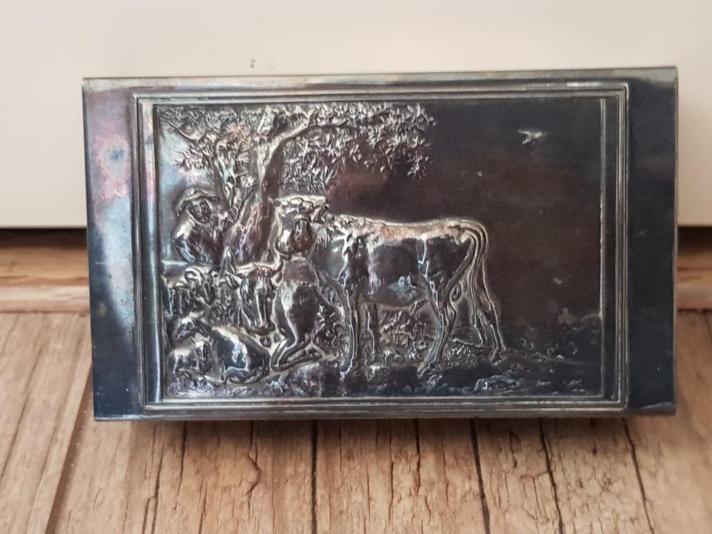 Antiek verzilverd luciferdoosje zilfa pleet met koeien, Antiek en Kunst, Ophalen of Verzenden, Zilver