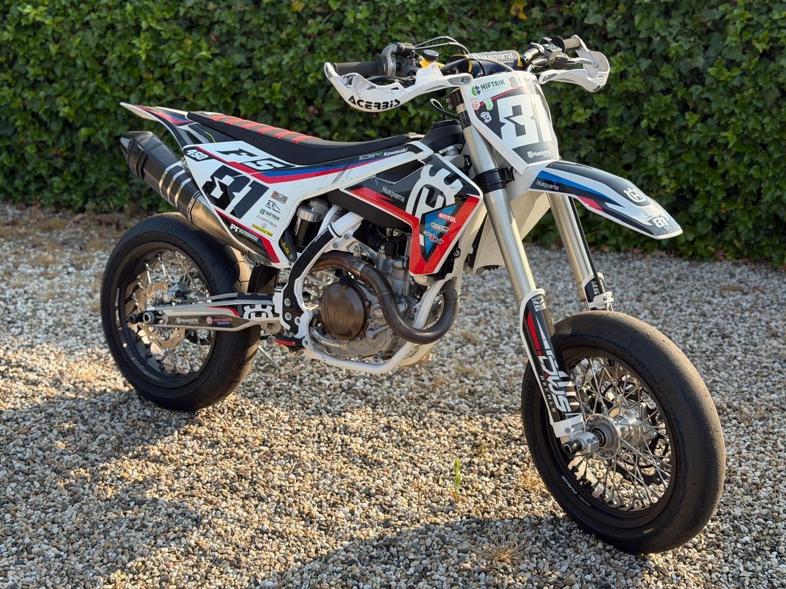 Husqvarna 450FS 2016 - 23,5 uur + extra regenwielen, Particulier, Gebruikt, SuperMoto