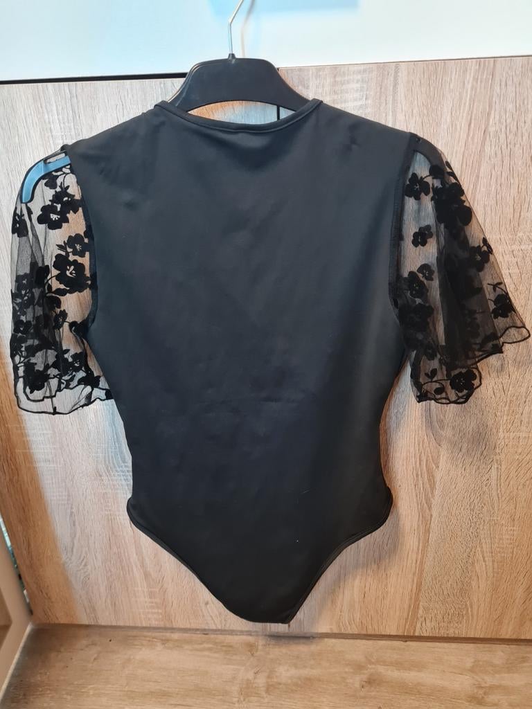 Dames topje maat M  [Nieuw ], Kleding | Dames, Ophalen of Verzenden, Nieuw, Zonder mouw