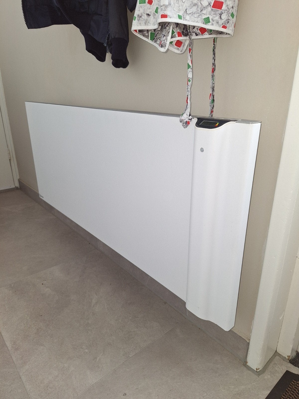 Wandcovector, Doe-het-zelf en Verbouw, Verwarming en Radiatoren, Ophalen, 30 tot 80 cm, Radiator, Zo goed als nieuw