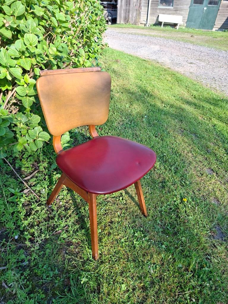 Retro stoel met skai bekleding, Ophalen