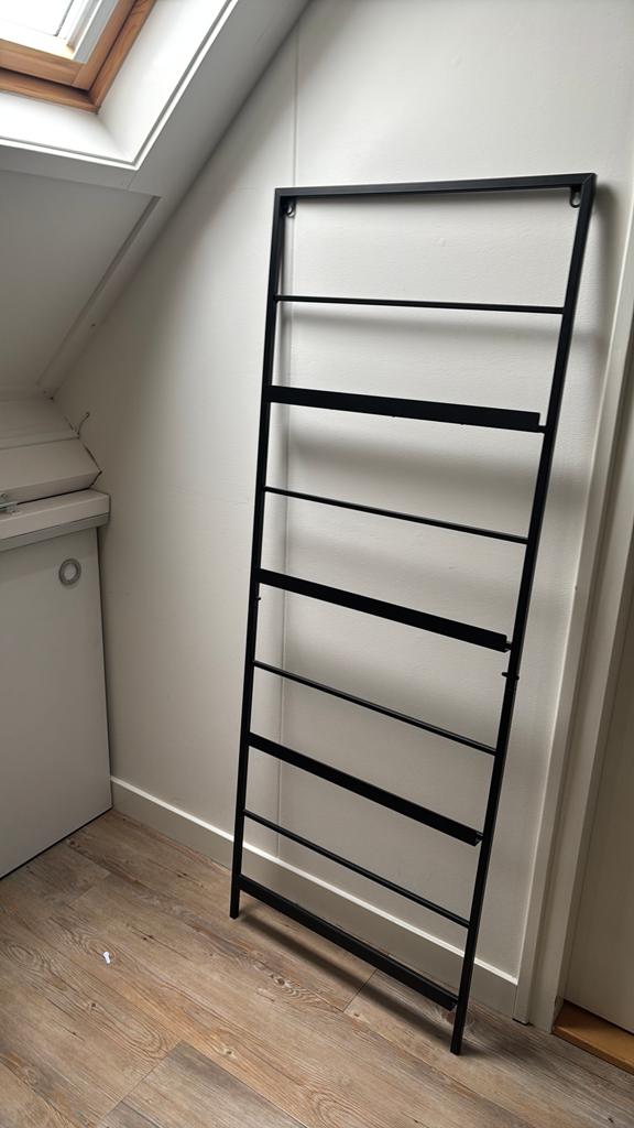 Tijdschriften/boekenrek, Huis en Inrichting, Woonaccessoires | Wandplanken en Boekenplanken, Ophalen, Zo goed als nieuw