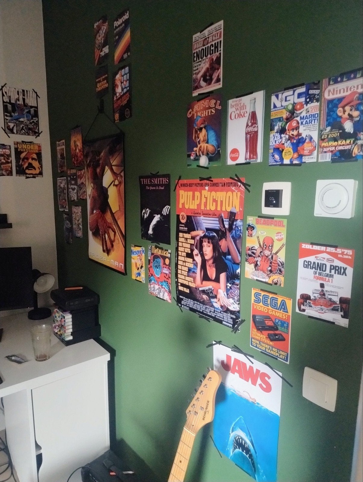 28 posters films, muziek & vintage + rol tape

Beschr, Rechthoekig Staand, Ophalen of Verzenden, Zo goed als nieuw, A1 t/m A3