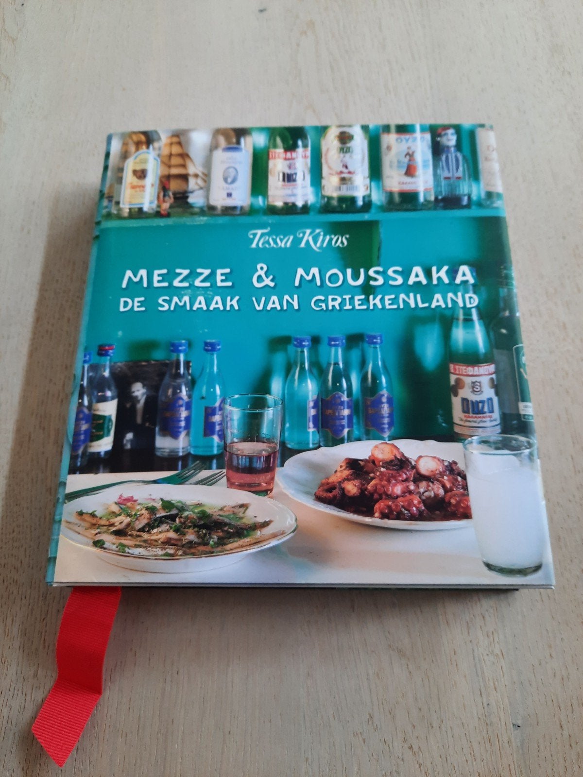 MEZZE EN MOUSSAKA - Tessa Kiros, Ophalen of Verzenden, Zo goed als nieuw