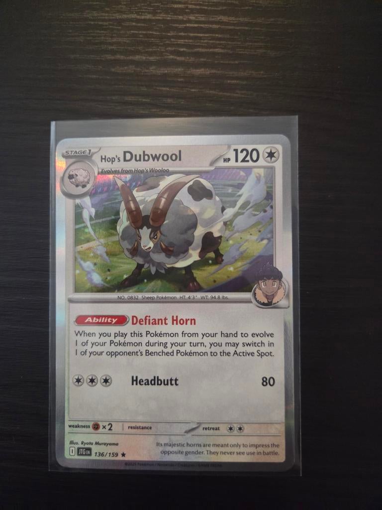 Hop's Dubwool Pokémon Kaart 136/159, Ophalen of Verzenden, Zo goed als nieuw, Losse kaart, Foil