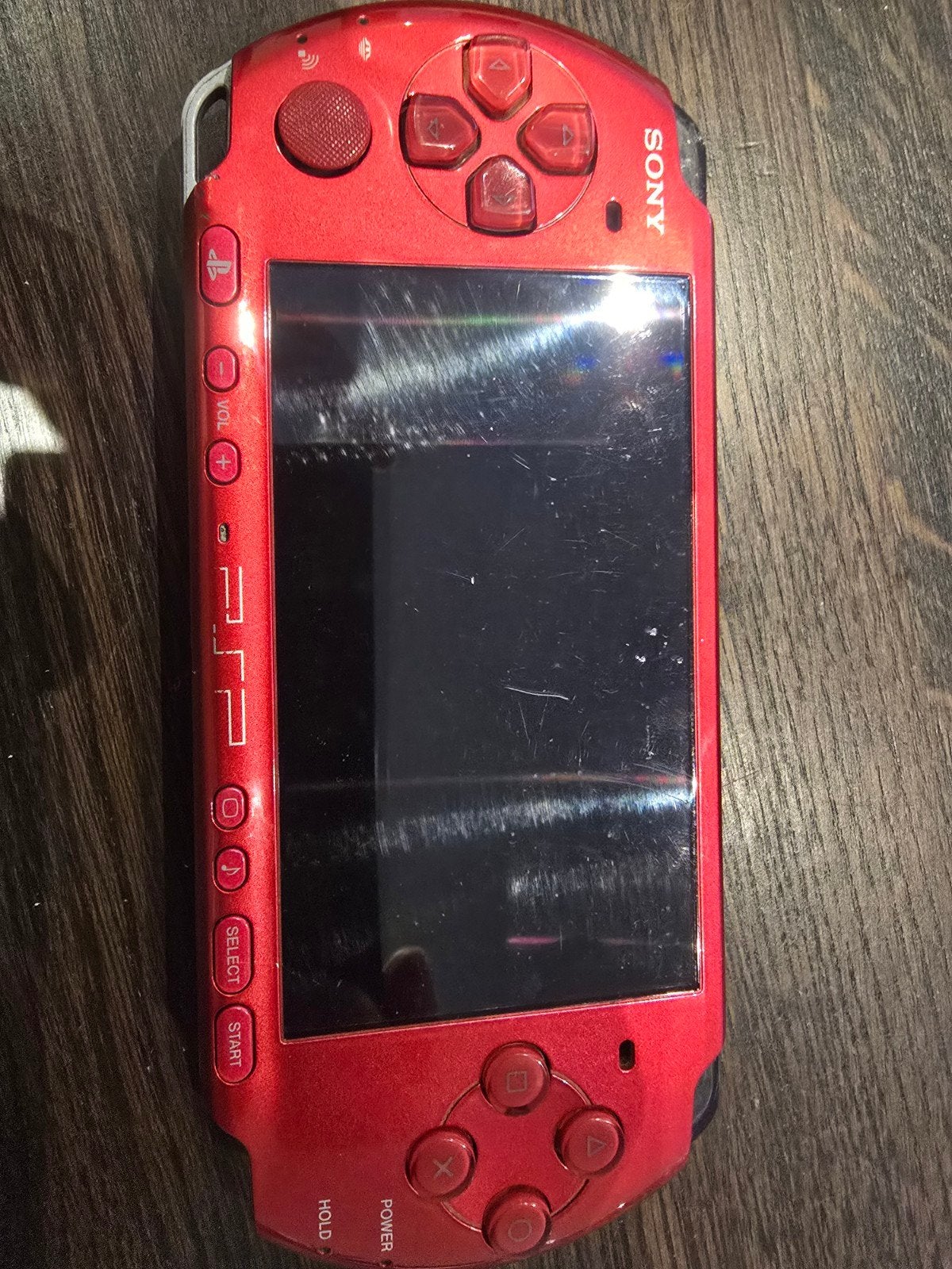 Rode Sony PSP 3004 - Gebruikt gaat niet aan defect, Spelcomputers en Games, Spelcomputers | Sony PSP, Ophalen, Gebruikt, Overige kleuren