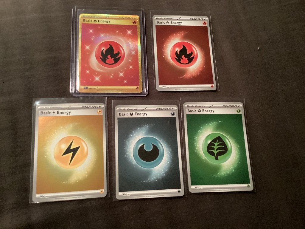 Pokemon special energy cards, Ophalen of Verzenden, Zo goed als nieuw, Meerdere kaarten